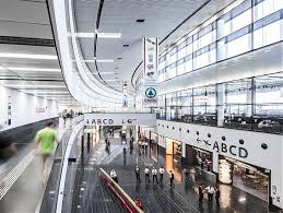 Er ist heimatflughafen und drehkreuz von austrian airlines, ryanair und wizz air. Flughafen Wien Passagierzahlen Gingen Im Marz Weiter Zuruck News Tma Online