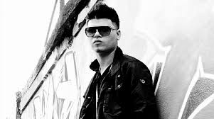 Los tres artistas puertorriqueños tuvieron inconvenientes con la ley o pisaron una prisión en algún momento de su vida. New Reggaeton Lo Mejor De Los Artistas Del Genero Farruko Haciendo Mas Amigable Con Los Artistas