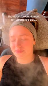 Goodbye dry skin... 𝐇𝐞𝐥𝐥𝐨 𝐇𝐲𝐝𝐫𝐚𝐭𝐢𝐨𝐧! 💦👋🏻 𝐉𝐚𝐧𝐮𝐚𝐫𝐲  𝟑𝟏𝐬𝐭