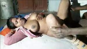 Telugusex hathigutta palleturu couple - Telugu village porn