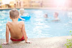 Family Pool Schtufff Family Pool Family Photoshoot Stock Photography Free