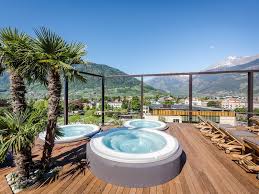 .посмотрите в instagram фото и видео hotel therme meran (@hotel_therme_meran). Erholungsurlaub Im 4 5 Hotel Therme Meran In Sudtirol
