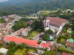 Hotel bukit indah puncak is strategically located in puncak, good location along with fully equipped charming guestrooms will make you a fantastic stay. Hotel Bukit Indah Puncak Puncak 2021 Room Price Rates Deals Address Review Trip Com