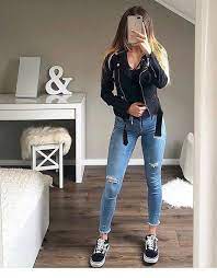 I was wearing a tee, my favorite jeans, and flats. Casual Outfit For April Chicladies Uk Basic Outfits Fall Fashion Outfits Stylish Outfits