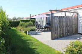 I kostenlos inserieren können private anbieter, die in den letzten 24 monaten keine objekte auf immowelt.de inseriert haben. Nordsee Holland Zeeland Ferienhaus Chalet Strandurlaub Mit Hund In Altstrimmig Ferienhauser Wohnungen Kaufen Und Verkaufe Ferienhaus Wohnung Kaufen Ferien