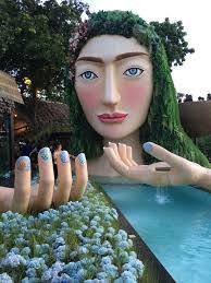 What happened to Sushi Siam in Taos?