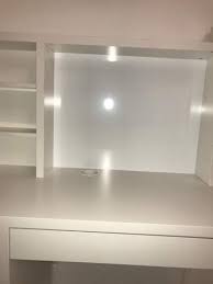 105 cm breit x 50 cm tief. Ikea Schreibtisch Drauf Schreiben Whiteboard