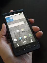 A pdf posted over on verizon's support website has revealed that android 2.2 is coming to the droid x this wednesday. Review Verizon Motorola Droid X Android Iphone 4 Killer