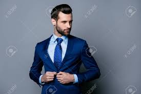 Check spelling or type a new query. Portrait De Bel Homme Serieux En Costume Bleu Et Cravate Veste De Boutonnage Banque D Images Et Photos Libres De Droits Image 75899504