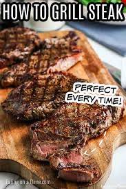 Learn How To Grill Steak So That It Turns Out Perfectly Each And Every Time We Have Lots Of Tips A How To Grill Steak Easy Grilling Recipes Steak On Gas
