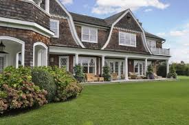 Water Mill New York Jennifer Lopez House In The Hamptons Hamptons House Celebrity Houses Hampton Mansion