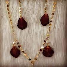 ورد مجفف بطريقه سهله لشغل الريزن in 2021 gold necklace jewelry necklace