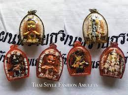 泰国新一代人缘至尊阿赞欧查arjan oh chakungrao be 2561 be 2561年5月19号首次推出kumanthongkankhaew 辫子古曼佩戴型阿赞欧查于be 2561首次推出第 christmas ornaments holiday decor novelty christmas