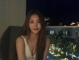 이년은 브걸 거품 꺼지고 인기 없어지면 돈주면서 따먹을거임. ë¸Œë ˆì´ë¸Œê±¸ìŠ¤ ìœ ì • ë§¥ì‹¬ ì¸ìŠ¤íƒ€