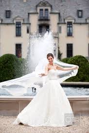 Wedding Salon Of Manhasset Wedding Dress Long Island Wedding Www Caratsandcake Com Elizabethand Bridal Portrait Poses Bridal Portraits Outdoor Bridal Poses