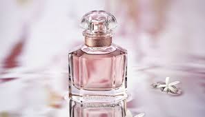 Angelina Jolie Is The Muse Of This Fragrance That Everyone Has Been Waiting For The Singapore Women S Weekly