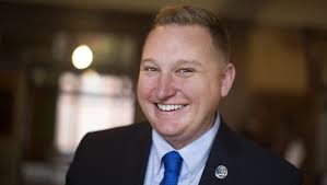 Seelbach takes transgender teen's cause to City Hall