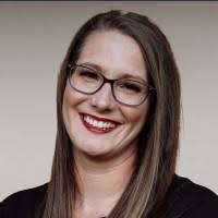 90+ profilů „Qunell“