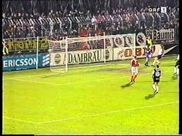 Jun 05, 2021 · megismerheted labdarúgó csapatunk új vezetőedzőjének eddigi pályafutását. Fc Tirol Lask 1997 1998 Peter Stoger S Rache An Den Tirol Fans Youtube