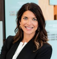 Nicole Kimmel's Instagram, Twitter & Facebook