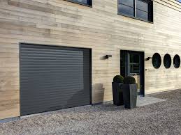 Bricolage decorations jardinretrouvez toutes les reponses a vos questions sur leroymerlinfr. Portes De Garage Sur Mesure Sous Haute Surveillance Leroy Merlin