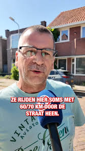 Bewoners van de Willem Lodewijkstraat maken zich zorgen over toenemend  sluipverkeer. Sinds Sneek autoluw is, neemt de drukte in de straat toe. Met  de plannen voor een rotonde op de Opperhuizerweg ...