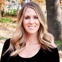 Betsy Harder's Instagram, Twitter & Facebook