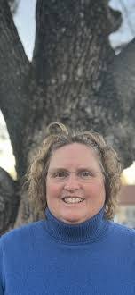 Tamara Hunt's Instagram, Twitter & Facebook