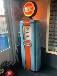 Everything you need to know. Lot Art Gulf Gas Pump And Collection Gulf Tokheim 1960 1970