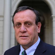 Rosa Devés se convirtió en una de las cuatro mujeres: Quiénes son las 30  autoridades educacionales que integran el CRUCH