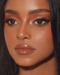 Yvette Reeves (Yvettereevesss)