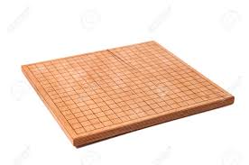 Tienes que llenar el tablero con más piezas que tu oponente. Escritorio De Madera Vacia Para Chino Tradicional Juego De Estrategia De Tablero De Go Fotos Retratos Imagenes Y Fotografia De Archivo Libres De Derecho Image 48982005