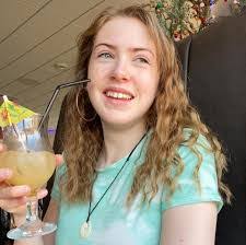 Jasmine Fullerton's Instagram, Twitter & Facebook