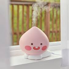 kakao friends on instagram 冬の救世主 リトルアピーチとリトルライアンの加湿器が登場 乾燥からあなたを守ります ミスト量の調節やタイマー設定も可能 いますぐamazonでチェックしてみてね amazon official