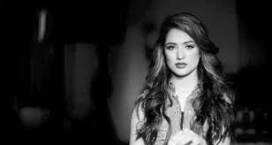 Safa baig is an indian model. Irfan Pathan Wife Safa Baig Career Marriage Controversy Sportslibro Com