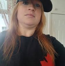 Amber Whiteaker's Instagram, Twitter & Facebook