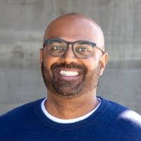 Kenneth Davids's Instagram, Twitter & Facebook