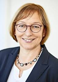 Januar 1919 erstmals auf nationaler ebene ihr wahlrecht nutzen. Frauen Brauchen Mehr Lust Auf Macht Echo Ihr Anzeigen Und Wochenblatt Fur Die Region Esslingen