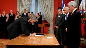 Necesitamos un cambio de actitud del presidente. Cambio De Gabinete Tuvo La Salida De Ocho Ministros Incluidos Andres Chadwick