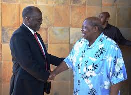 Lawaacha wengi vinywa wazi tanzania, magufuli inauguration kauli ya kwanza ya dr. Rais Dkt John Pombe Magufuli Akisalimiana Na Rais Mstaafu Mkapa Mtaa Kwa Mtaa Blog