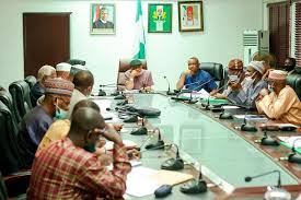 The academic staff union of universities (asuu) has threatened to embark on an industrial action if the 13 months' salaries of over 1,000 of its members across the country were not paid. Fnmdmkl Ngwcgm