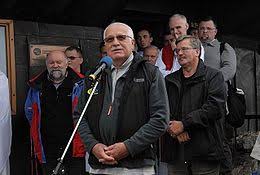 He has been married to livia mistinova klausová since 1968. Vaclav Klaus Wikipedie