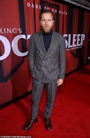 Ewan Mcgregor Reveals Much Delayed Obi Wan Kenobi Series To Finally Start Filming In March 2021 Daily Mail Online