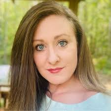 Sara Beaty's Instagram, Twitter & Facebook