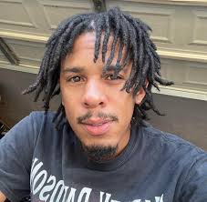 Rest in peace brother Wayne. A recollection of your remarkable visit in  2006 Antwerp. My thoughts go to Dennis Thompson MC5 and Margaret Saadi  Kramer With love and anarchy.