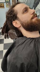 Jamaican Style 💈, #barber #bearded #beard #beardedvillains #barba  #barbutoitaliano #barbero #barbershops #barbershopconnect #barbersinctv  #barbershopfetish #oldschool #tradiotional #tattoo #tattooman ...