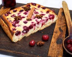 Backen von kuchen und ohne backen. Kuchen Aus Huttenkase Und Roten Kirschen Oben Foto Vorratig Crushpixel
