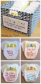 Brincadeira Para Cha De Bebe Separe Algumas Fraldas Descartaveis Arrume Numa Caixa Deixe Canetas Colorid Baby Shower Fun Diaper Shower Fun Baby Shower Games
