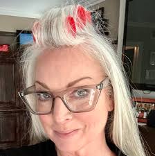 Katt Keli Hair Friend