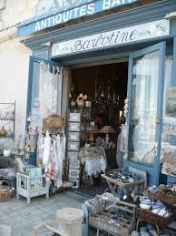 Petites Douceurs Pour Le Quatre Heures Une Fee D Hiver Facades De Magasins Facade Boutique Decoration Shabby Chic